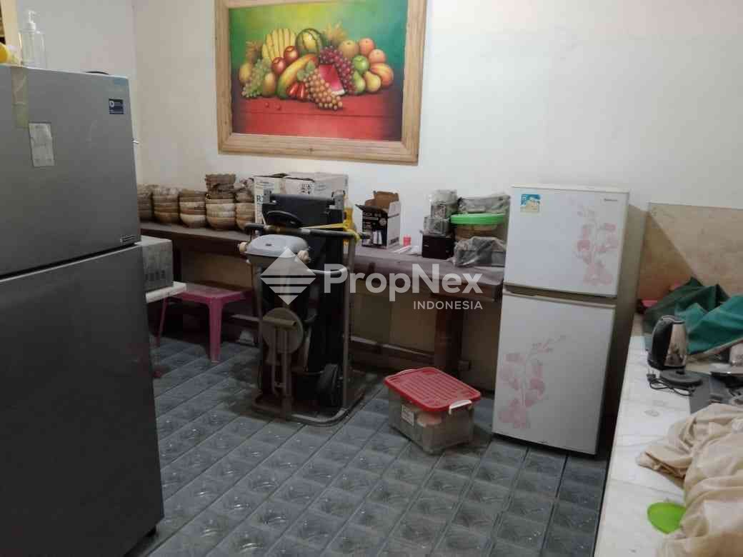 Rumah Villa Bukit Indah Pakuwon (MSY) — foto 4